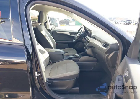 2022 Ford Escape Se z USA, uszkodzony, nr VIN 1FMCU9G69NUA43070